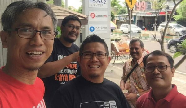 Pak Deni dan Pak Roskar